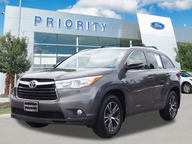 Thumbnail: 2016 Toyota Highlander - 1