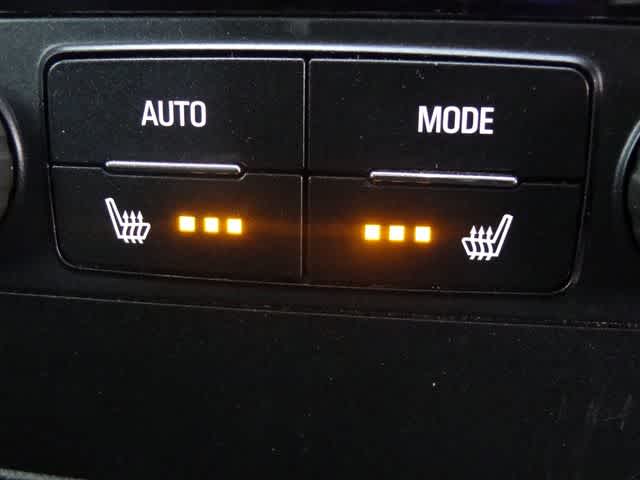 Thumbnail: 2020 GMC Yukon - 17