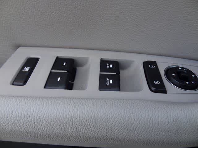 Thumbnail: 2018 Hyundai Sonata - 16