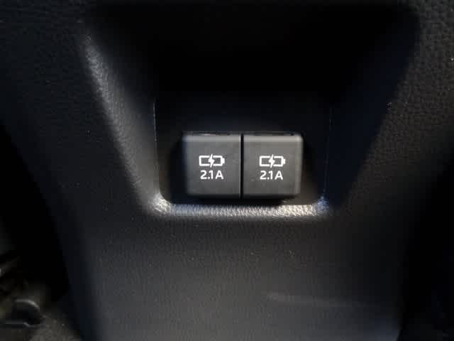 Thumbnail: 2020 Toyota RAV4 - 13