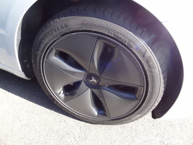 Thumbnail: 2020 Tesla Model 3 - 10