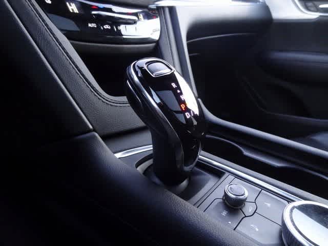 Thumbnail: 2023 Cadillac XT5 - 32