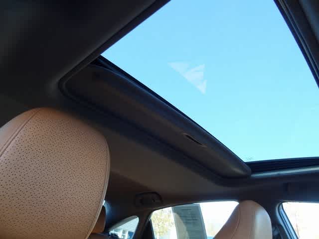 Thumbnail: 2019 Toyota Avalon - 19