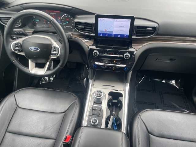 2023 Ford Explorer Limited 9