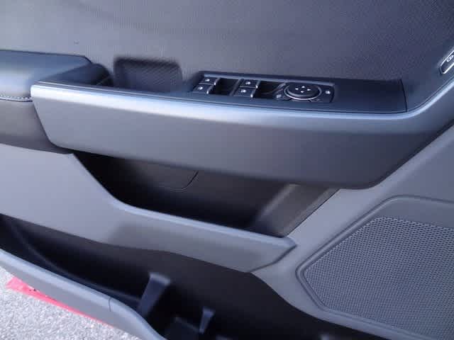 Thumbnail: 2022 Ford F-150 - 13