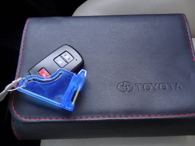 Thumbnail: 2020 Toyota 4Runner - 32