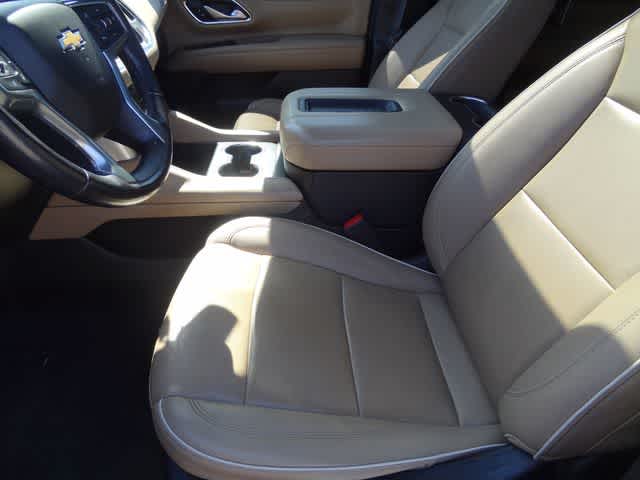 Thumbnail: 2022 Chevrolet Suburban - 7