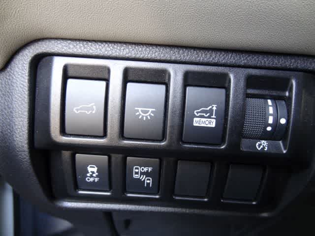 Thumbnail: 2022 Subaru Ascent - 22