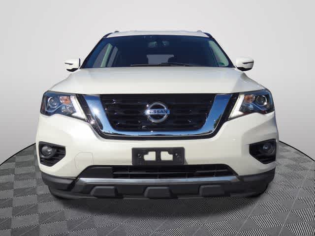 Thumbnail: 2017 Nissan Pathfinder - 4