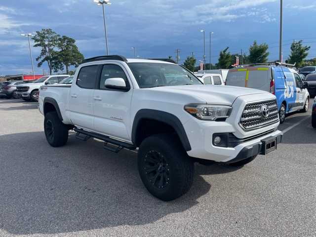2017 Toyota Tacoma TRD Off-Road 7