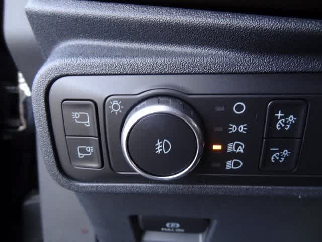 Thumbnail: 2022 Ford Bronco - 16