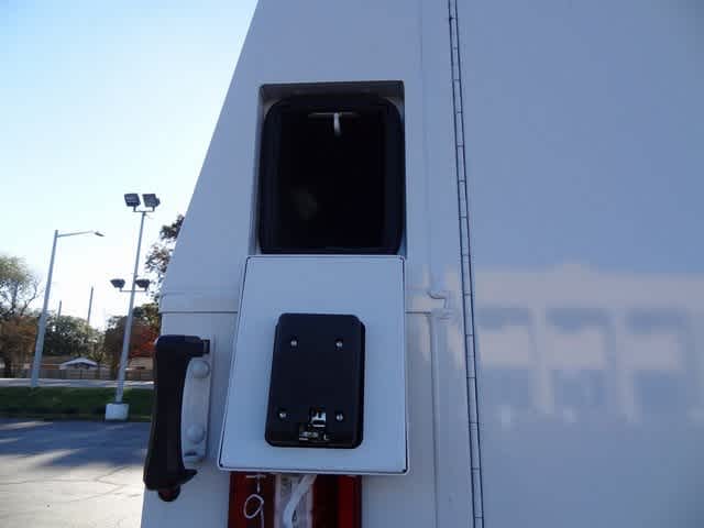 Thumbnail: 2025 Ford Econoline - 10