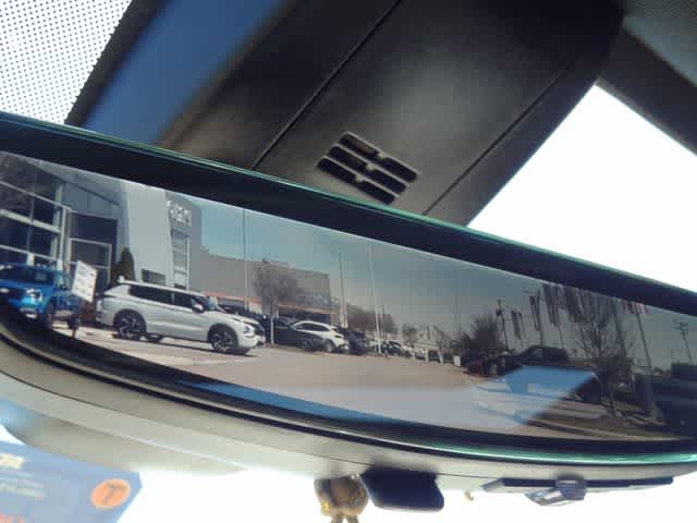 Thumbnail: 2022 Chevrolet Suburban - 23