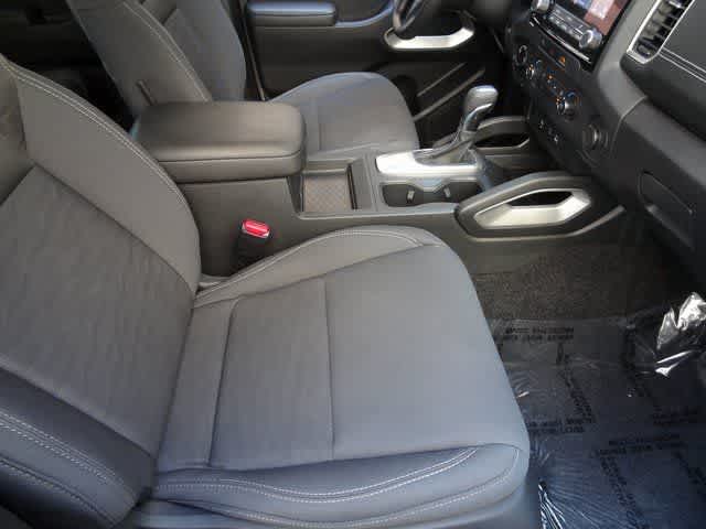 Thumbnail: 2024 Nissan Frontier - 14