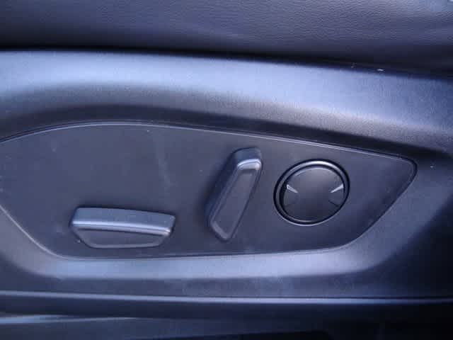 Thumbnail: 2023 Ford Explorer - 7