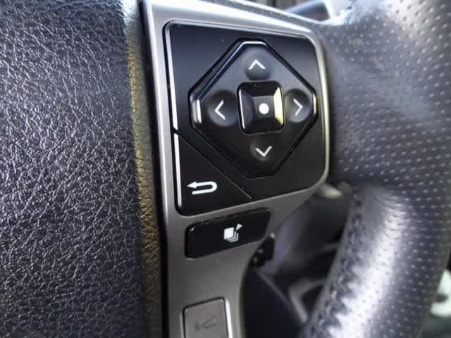 Thumbnail: 2020 Toyota 4Runner - 18