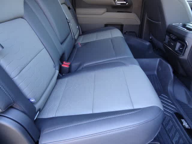 Thumbnail: 2025 Chevrolet Silverado 2500 - 14