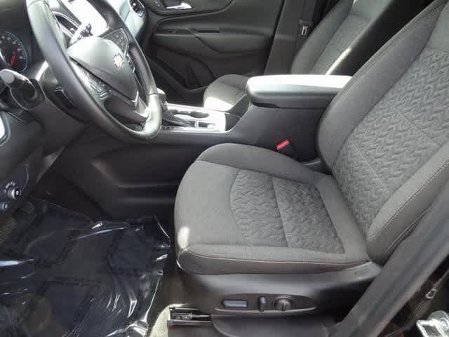 Thumbnail: 2024 Chevrolet Equinox - 6