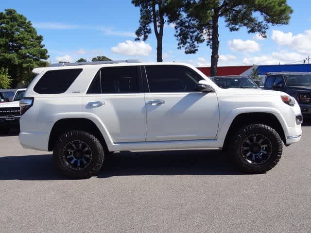 Thumbnail: 2021 Toyota 4Runner - 4