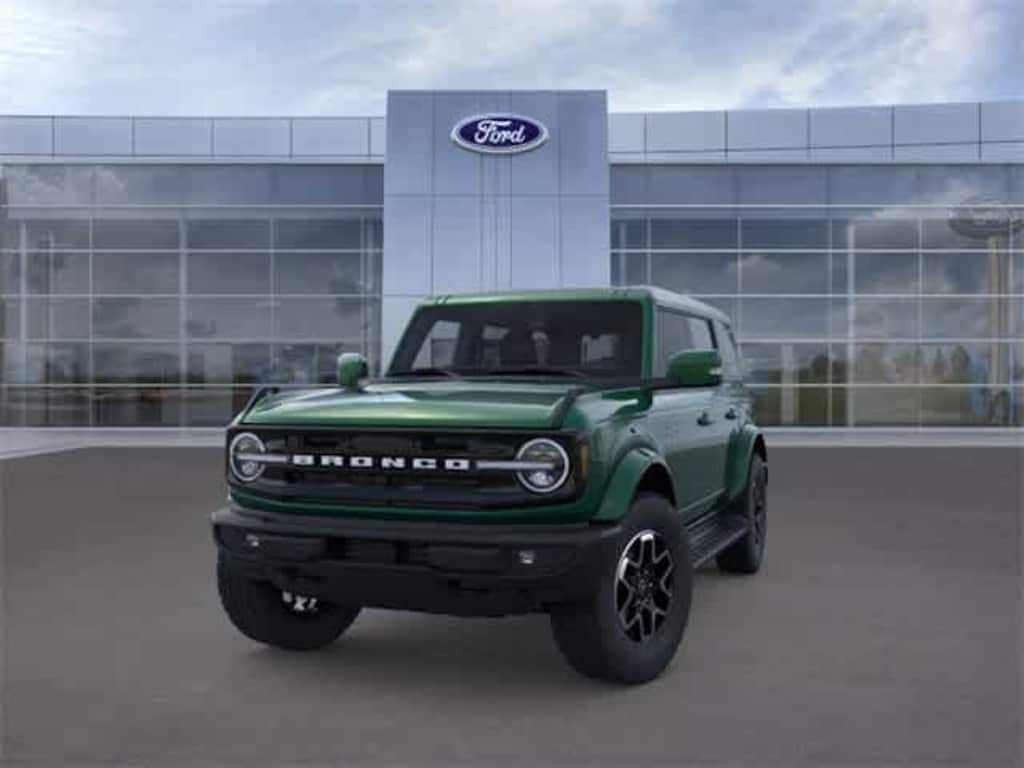 New 2025 Ford Bronco Outer Banks SUV