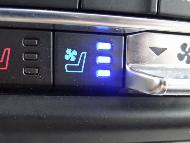 Thumbnail: 2024 Ford Expedition - 34