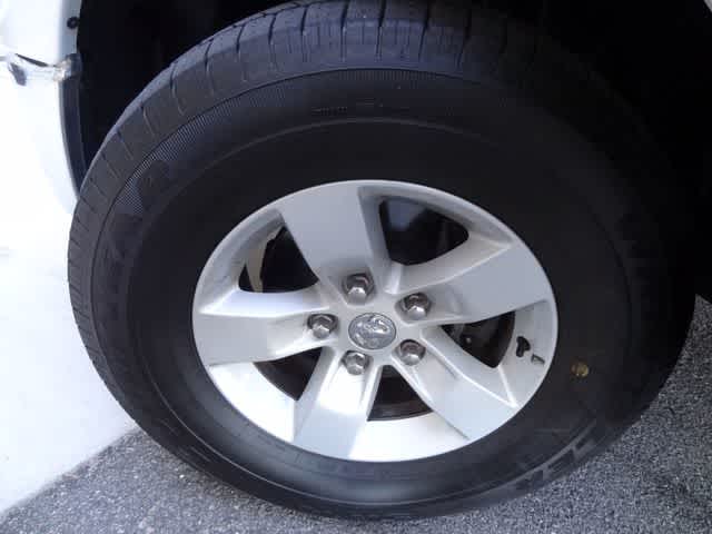 Thumbnail: 2024 RAM 1500 Classic - 29