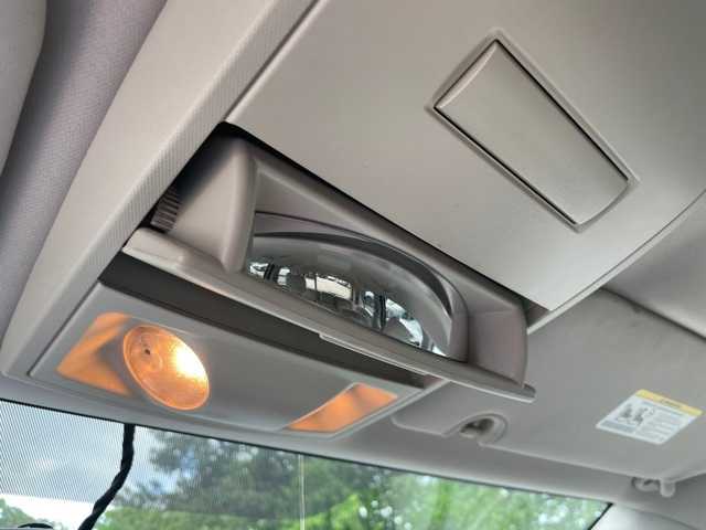 Thumbnail: 2015 Dodge Grand Caravan - 19