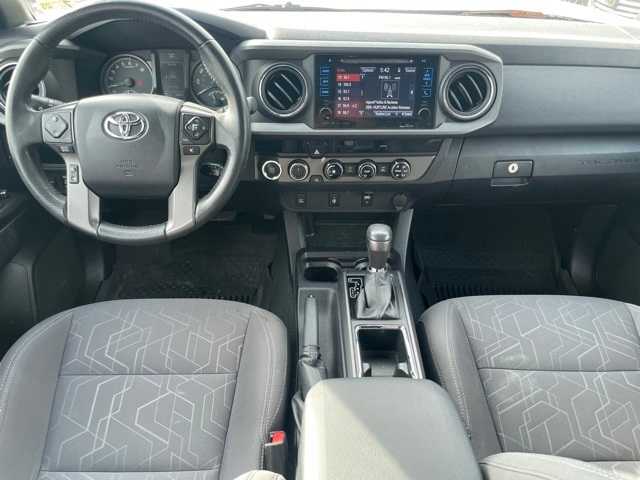 2017 Toyota Tacoma TRD Off-Road 9