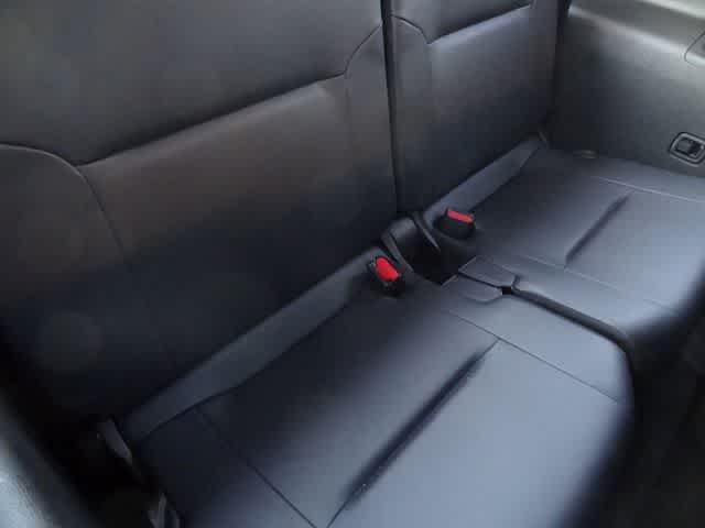 Thumbnail: 2024 Mitsubishi Outlander - 12