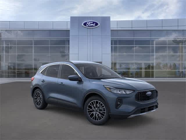 Thumbnail: 2025 Ford Escape - 7