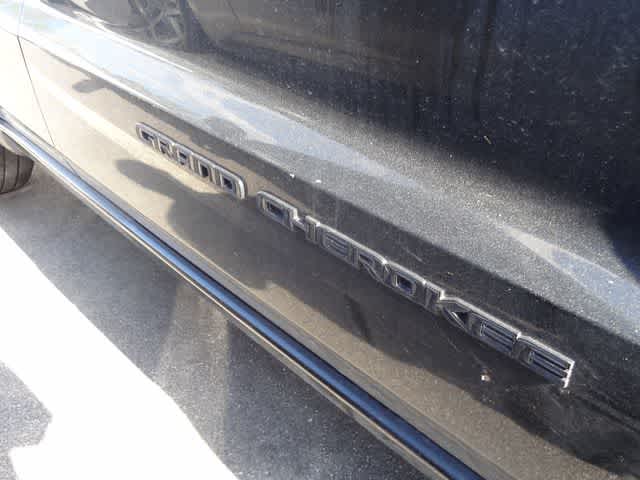 Thumbnail: 2018 Jeep Grand Cherokee - 12