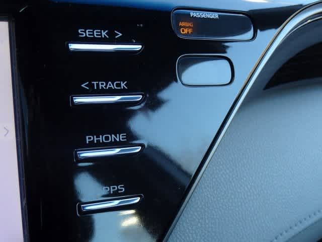 Thumbnail: 2020 Toyota Camry - 24