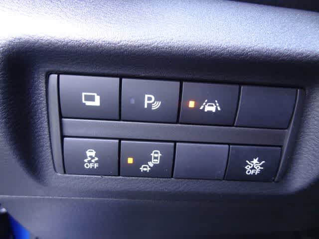 Thumbnail: 2023 Nissan Kicks - 15