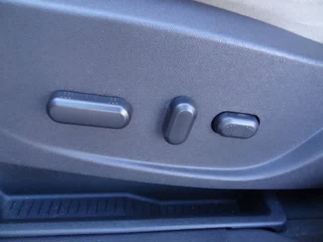 Thumbnail: 2017 Ford C-Max - 7