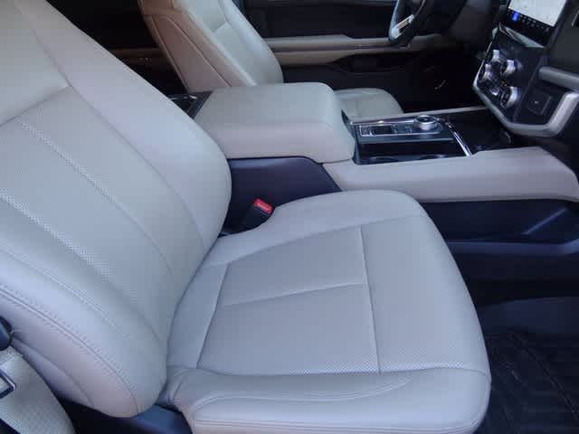 Thumbnail: 2023 Ford Expedition - 18