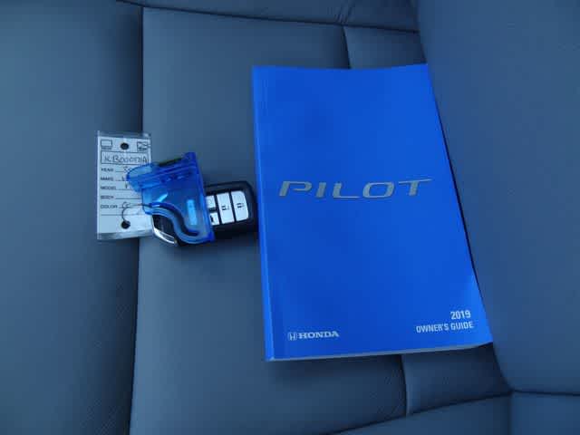 Thumbnail: 2019 Honda Pilot - 37