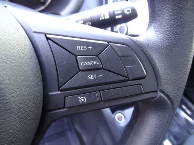 Thumbnail: 2023 Nissan Kicks - 17