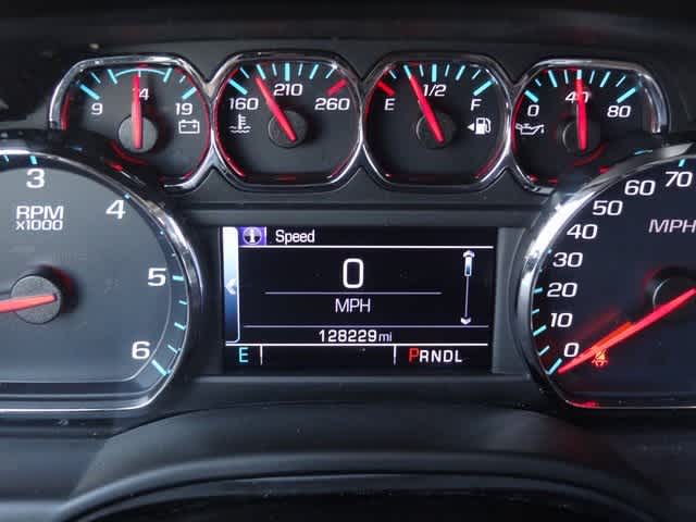 Thumbnail: 2017 Chevrolet Suburban - 24