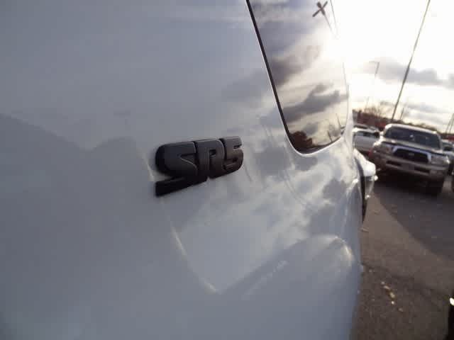 Thumbnail: 2021 Toyota 4Runner - 16