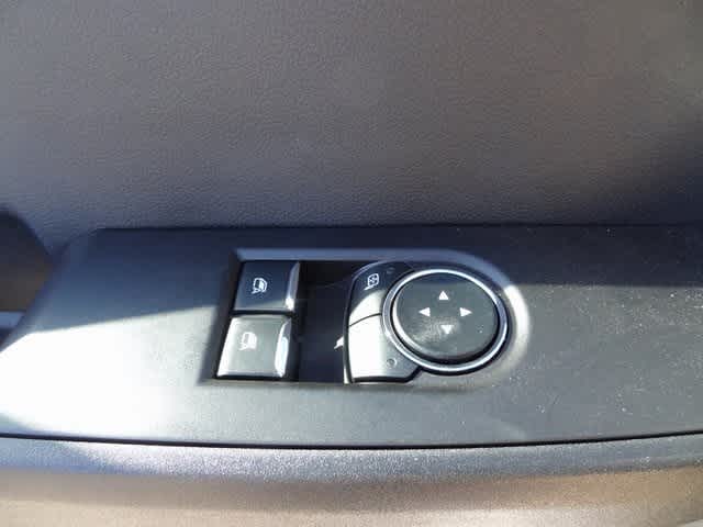 Thumbnail: 2023 Ford F-450 - 21