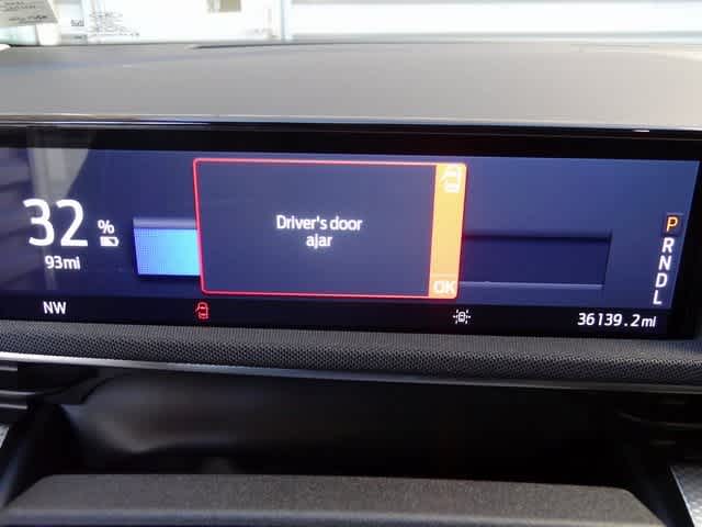 Thumbnail: 2021 Ford Mustang Mach-E - 25