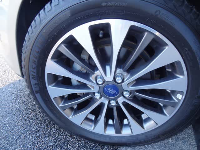 Thumbnail: 2017 Ford C-Max - 41