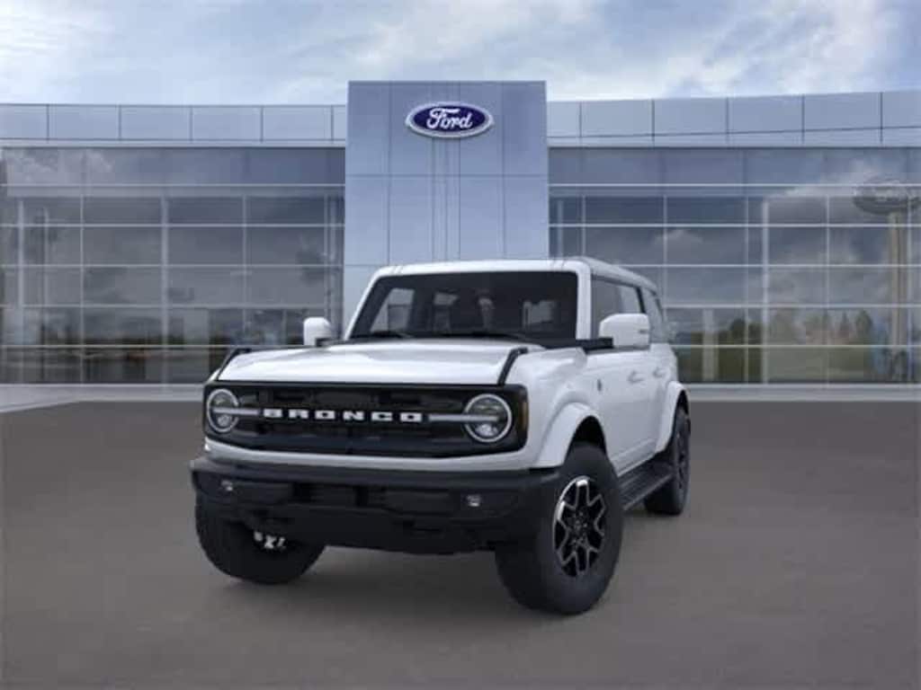 New 2025 Ford Bronco Outer Banks SUV