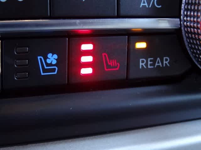 Thumbnail: 2023 Ford Expedition - 35