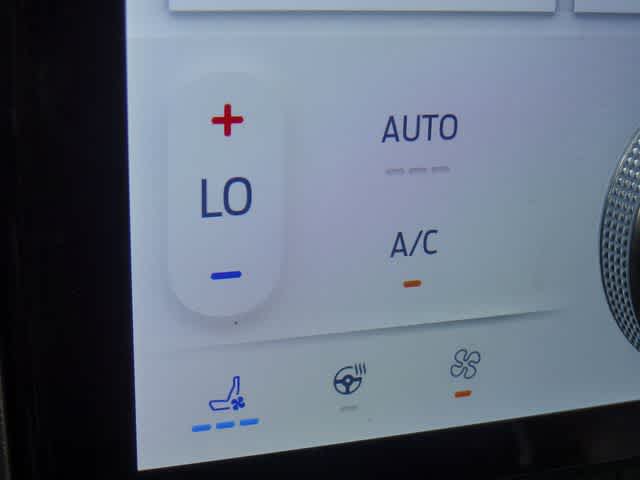 Thumbnail: 2022 Ford Expedition - 36