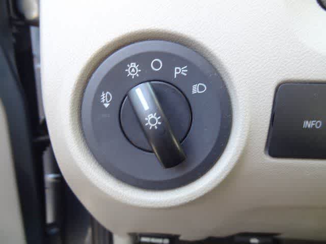 Thumbnail: 2012 Ford Escape - 13