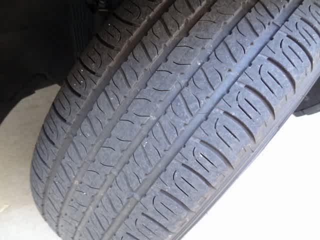 Thumbnail: 2023 GMC Acadia - 44