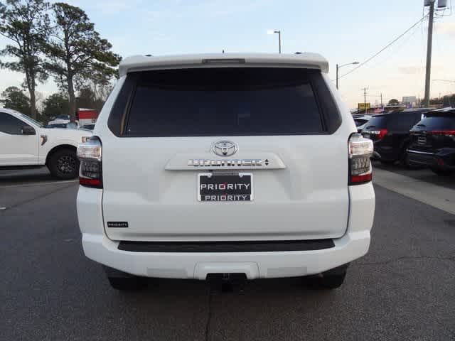 Thumbnail: 2020 Toyota 4Runner - 3