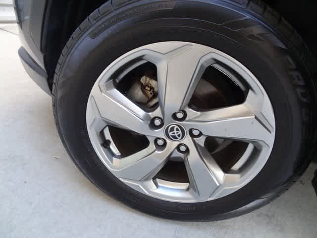 Thumbnail: 2020 Toyota RAV4 - 39