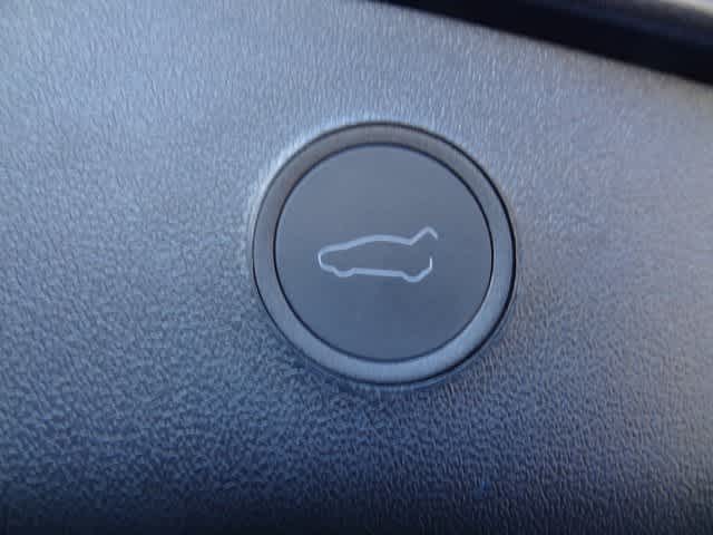 Thumbnail: 2023 Tesla Model 3 - 10